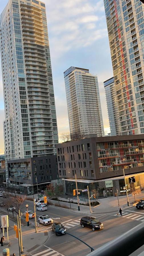 Toronto Downtown Luxurious Stylish 3 Bedroom 3 Bath 2 Balconies Near Rogers Centre Lakeview Condo 외부 사진
