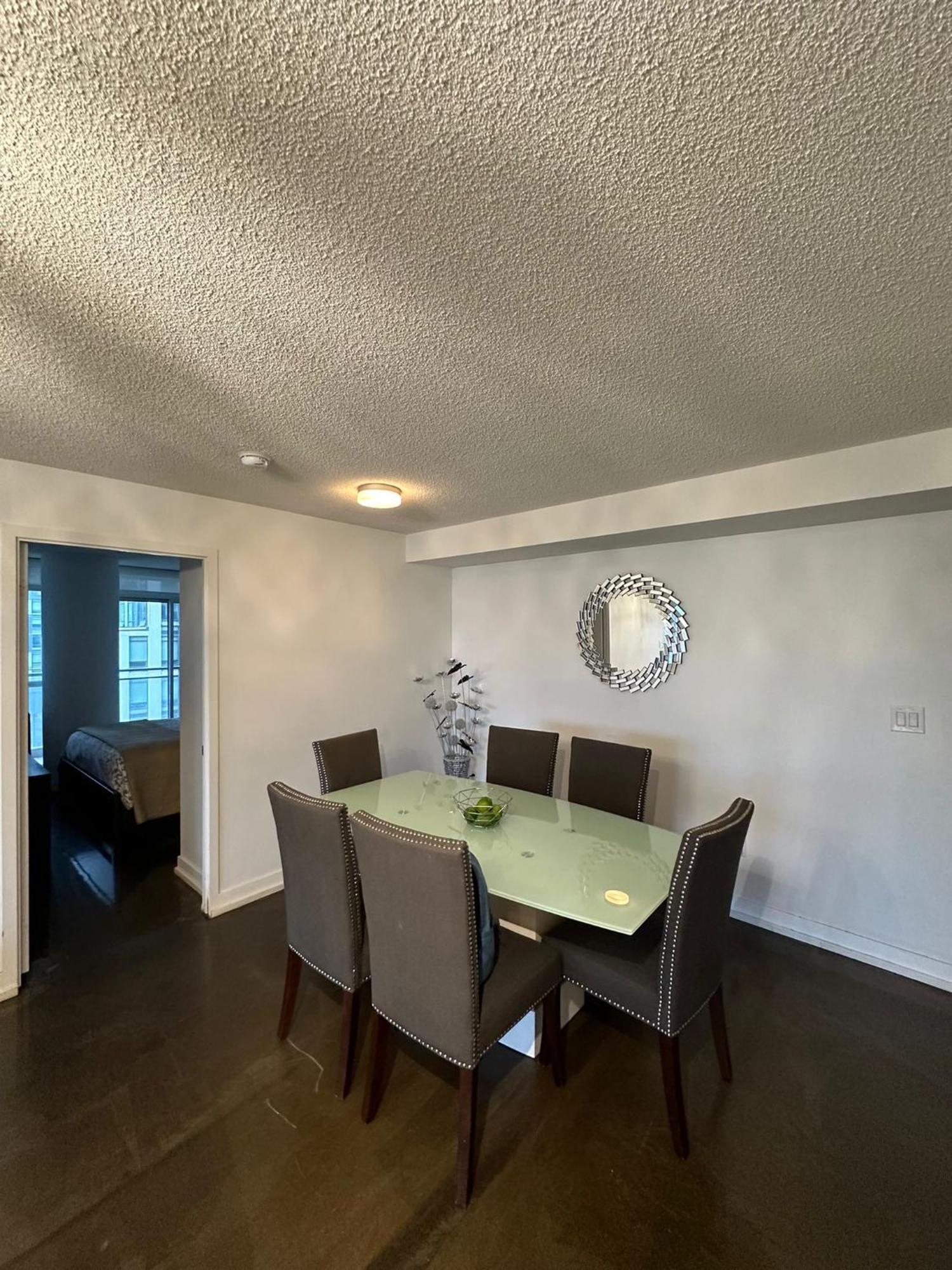 Toronto Downtown Luxurious Stylish 3 Bedroom 3 Bath 2 Balconies Near Rogers Centre Lakeview Condo 외부 사진